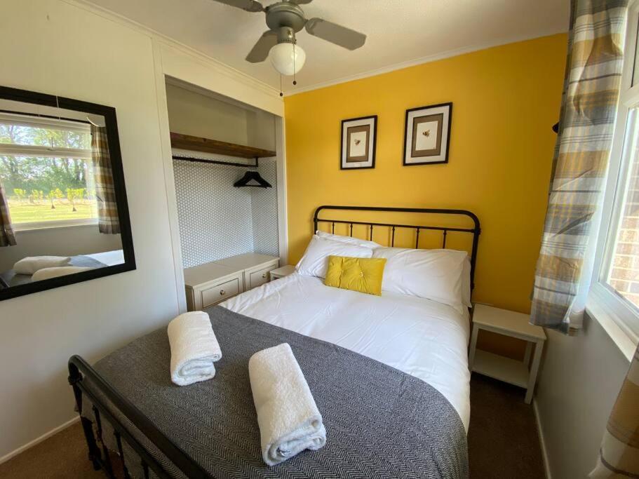East Coast Chalets, Bee'S Knees @ California Sands Scratby Bagian luar foto