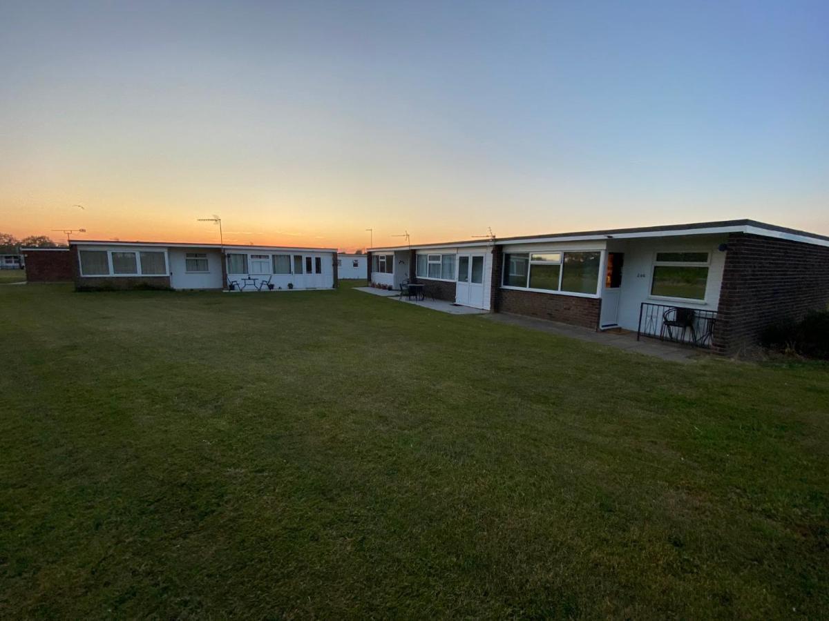 East Coast Chalets, Bee'S Knees @ California Sands Scratby Bagian luar foto